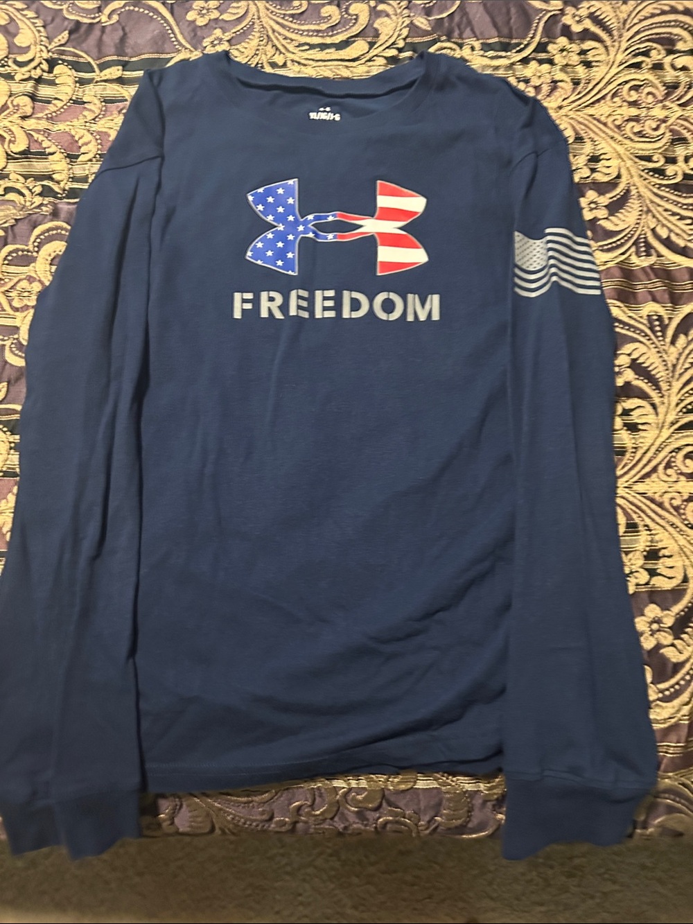 Under Armour Youth Large LS Freedom Flag USA Tee Navy with Red & White Stars